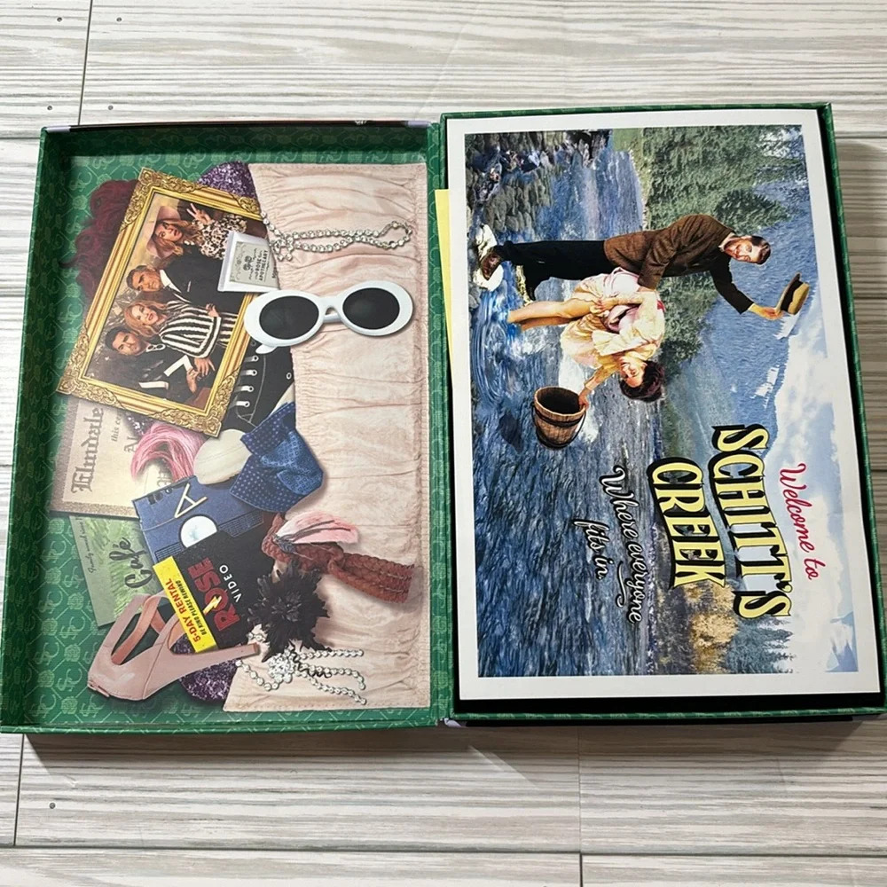 NEW PlayMonster Things Game - Schitt's Creek Edition - Picture 2 of 5